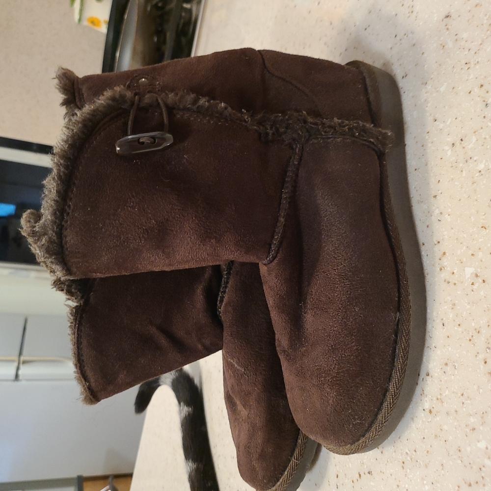 AirWalk Brown Woman's boots size 6.5